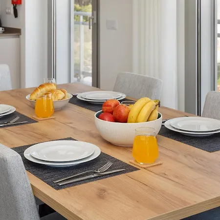 아파트 Views Aa - By Sch *