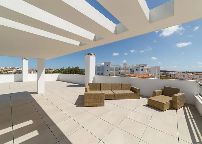 3 Bedroom With Sea View Terrace - Views Sch059 *